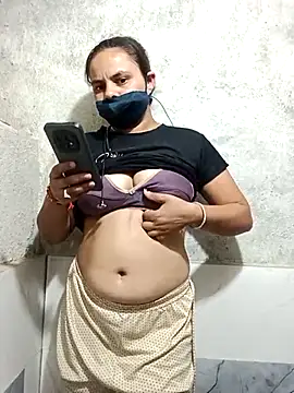 taniya0 online show from 03-10-26, 04:33