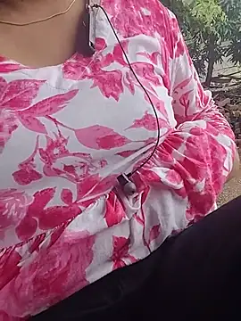 taniya0 online show from 07-25-26, 06:21