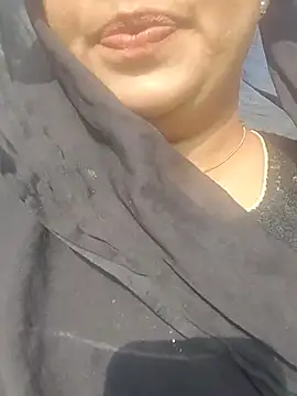 taniya0 online show from 08-03-26, 11:16