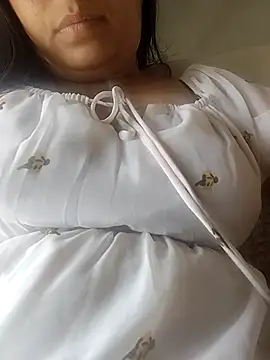 Snapshot of taniya0 chatting on 05-29-26, 04:51 taniya0 online show from 05-29-26, 04:51