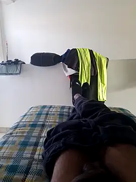 isuru lakshan online show from 03-15-26, 07:04