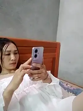 Snapshot of Thobaby112 chatting on 05-18-26, 04:07 Thobaby112 online show from 05-18-26, 04:07