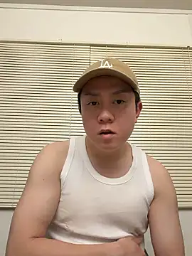 Snapshot of taiki2026 chatting on 02-16-26, 12:15 taiki2026 online show from 02-16-26, 12:15