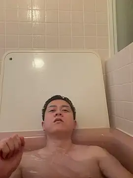 Snapshot of taiki2026 chatting on 03-04-26, 09:28 taiki2026 online show from 03-04-26, 09:28