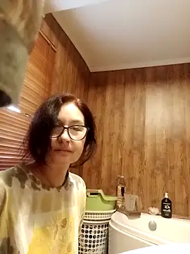 Vikimoon11211 online show from 02-14-26, 01:55