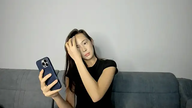 Snapshot of lilly_sweeet chatting on 02-21-26, 03:52 lilly sweeet online show from 02-21-26, 03:52