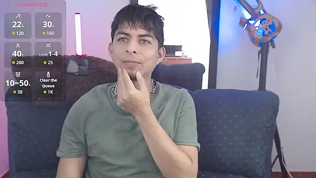 Snapshot of polloCol4U chatting on 05-11-26, 05:31 polloCol4U online show from 05-11-26, 05:31