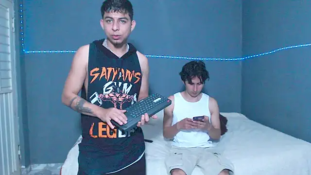 Snapshot of polloCol4U chatting on 03-02-26, 03:29 polloCol4U online show from 03-02-26, 03:29