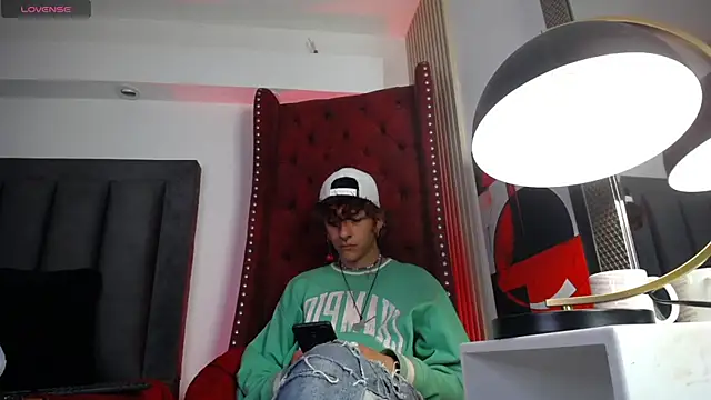 Cain Dantalion online show from 04-11-26, 03:36