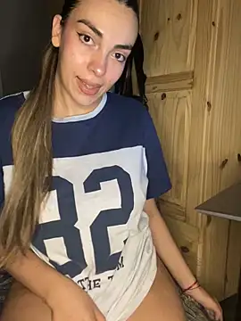 Snapshot of CuteRosa7 chatting on 02-16-26, 11:13 CuteRosa7 online show from 02-16-26, 11:13