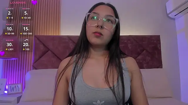 Snapshot of Miss_Lexy_ chatting on 05-14-26, 08:06 Miss Lexy online show from 05-14-26, 08:06