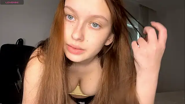 LoryMusetti online show from 04-17-26, 02:09