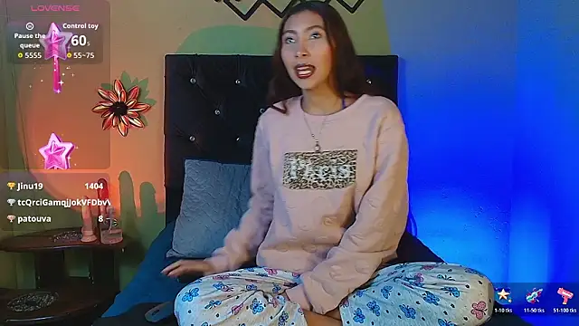 angeldreams15  online show from 03-10-26, 07:07