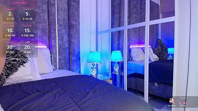 PerlaRogerss  online show from 03-11-26, 10:42