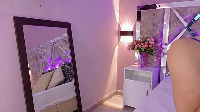 PerlaRogerss  online show from 03-22-26, 10:28