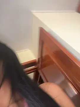 Yirleyll online show from 03-01-26, 01:00