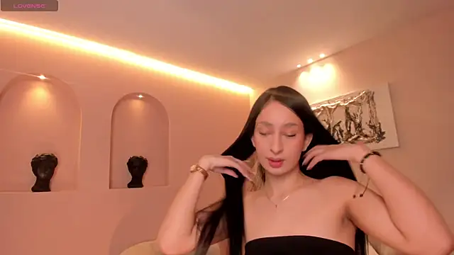 AmaraDivine online show from 04-15-26, 11:16