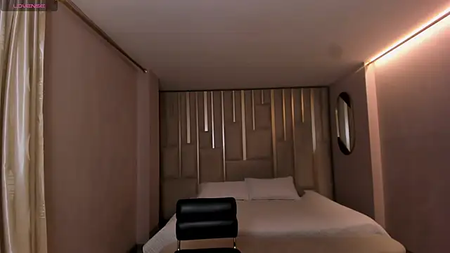 AmaraDivine online show from 04-03-26, 12:00