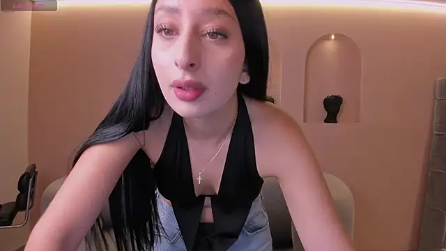 Snapshot of AmaraDivine chatting on 02-21-26, 11:45 AmaraDivine online show from 02-21-26, 11:45