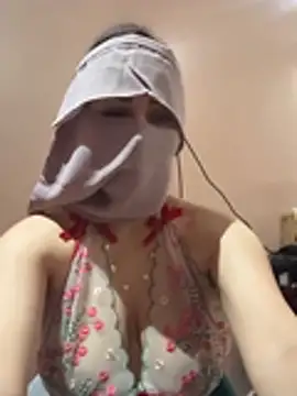 Snapshot of Lamarab chatting on 02-16-26, 10:40 Lamarab online show from 02-16-26, 10:40