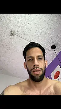 Snapshot of Karim_mansur chatting on 06-15-26, 02:39 Karim mansur online show from 06-15-26, 02:39