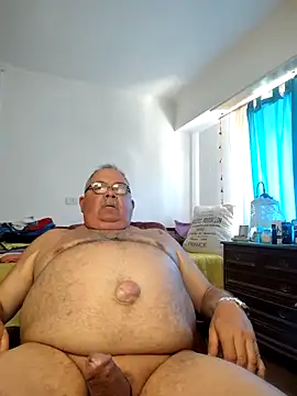 Snapshot of bylytom27 chatting on 02-18-26, 05:20 bylytom27 online show from 02-18-26, 05:20