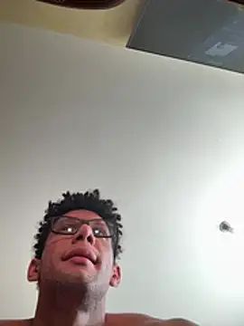 Valentinacouple online show from 06-23-26, 07:23
