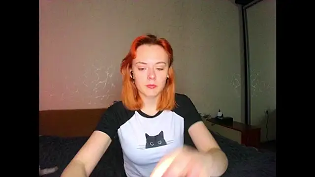 Little fox404 online show from 04-14-26, 09:31