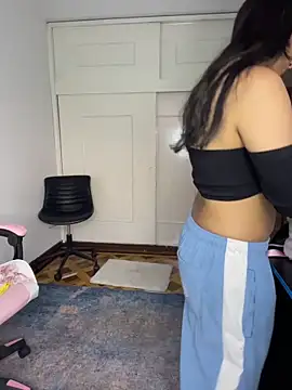 Snapshot of KittySari chatting on 02-28-26, 01:11 KittySari online show from 02-28-26, 01:11