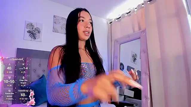 julietha Vega online show from 03-26-26, 06:17