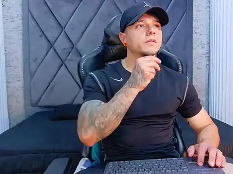 TYSONRICH1 online show from 02-26-26, 06:19