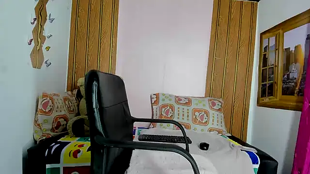 valenttina narvaez online show from 04-04-26, 01:28