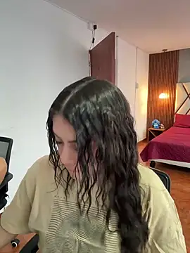 Luna rousse26 online show from 03-30-26, 12:17