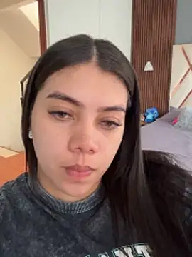 Luna rousse26 online show from 04-14-26, 12:10