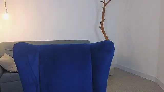 DeliaEffy online show from 04-05-26, 12:45