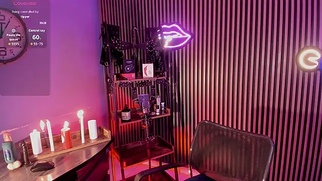 Maximoking26 online show from 04-19-26, 01:50