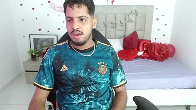 mister fox723 online show from 02-25-26, 04:45