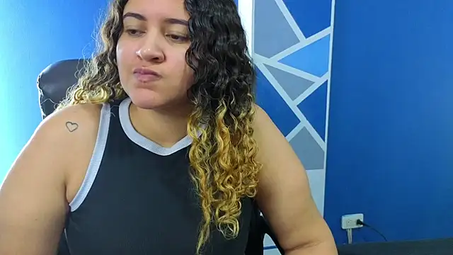 goodgirlxxl online show from 04-17-26, 11:07