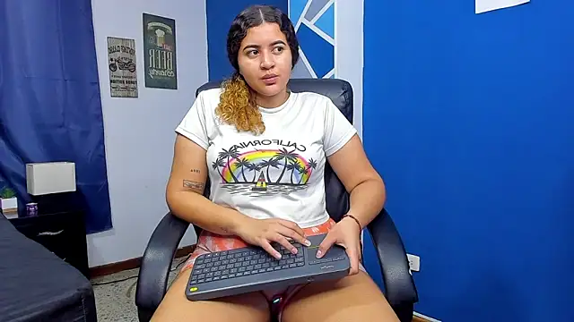 goodgirlxxl online show from 03-25-26, 11:14