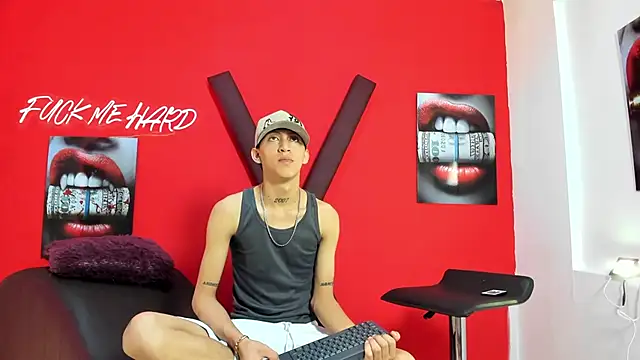 Snapshot of BOYS_PLAY chatting on 02-20-26, 01:24 BOYS PLAY online show from 02-20-26, 01:24