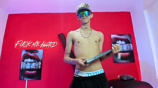 BOYS PLAY online show from 03-22-26, 07:21