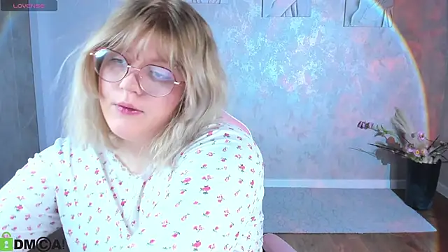 luna c0ra online show from 04-13-26, 01:09