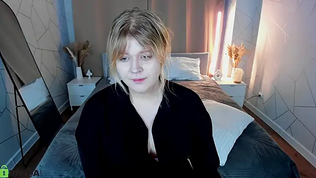 luna c0ra online show from 02-27-26, 01:06