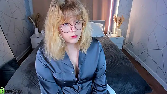 luna c0ra online show from 02-21-26, 01:18