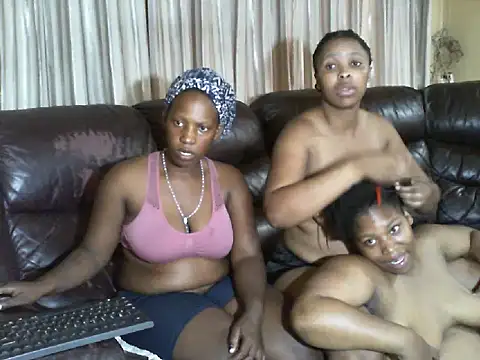 Sky-Diamond online show from 02-28-26, 07:41