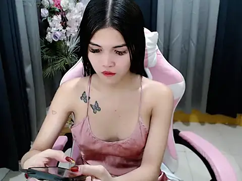 HoneyAfterDark  online show from 04-05-26, 04:08