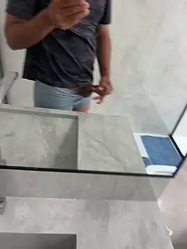 Snapshot of twink231 chatting on 04-12-26, 03:26 twink231 online show from 04-12-26, 03:26