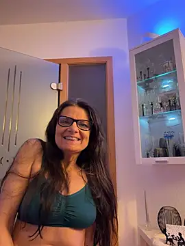 Snapshot of Dance_Lady chatting on 02-27-26, 11:15 Dance Lady online show from 02-27-26, 11:15