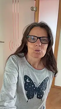 Snapshot of Dance_Lady chatting on 05-17-26, 07:52 Dance Lady online show from 05-17-26, 07:52