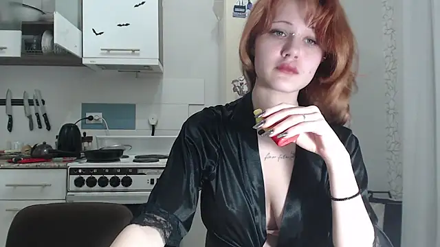 SolarAdrienne online show from 03-07-26, 04:23